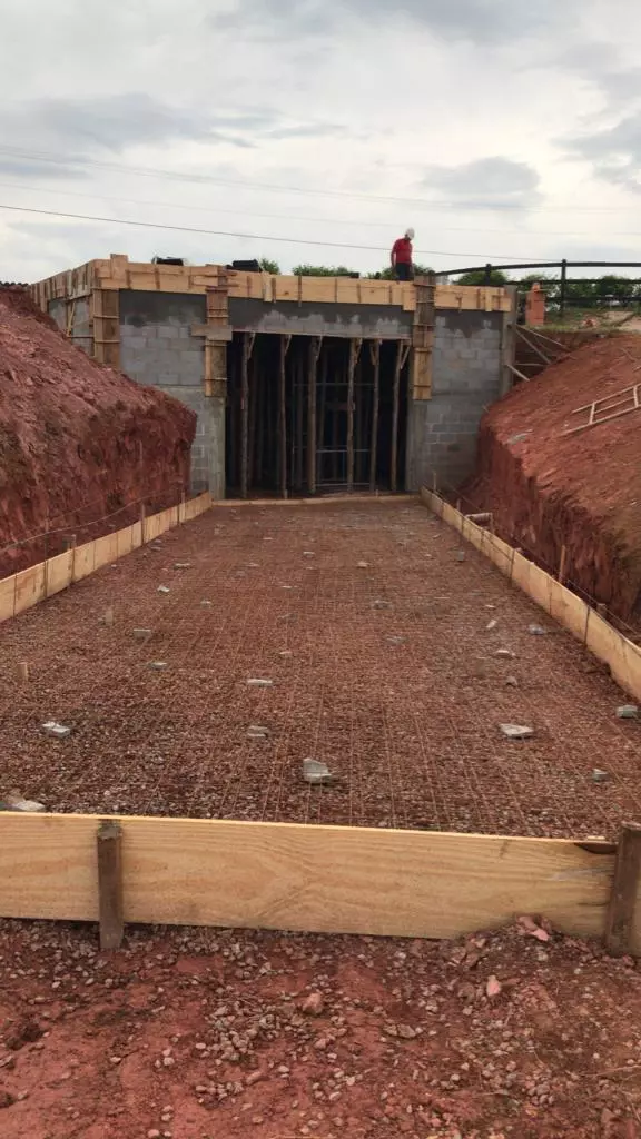 BASE PARA RESERVATÓRIO DE ÁGUA CLARA RESORT - IBIÚNA